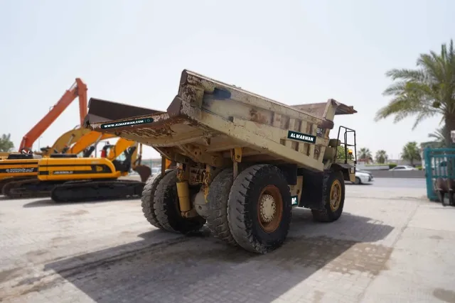 1995 Cat 769C Rigid Dump Truck Rear Right View - RD-0186