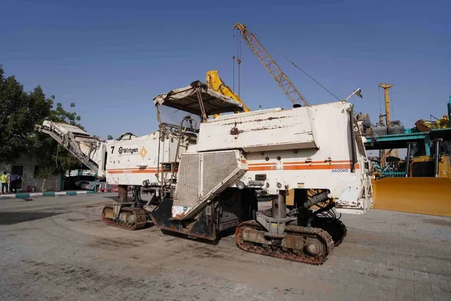 1995 Wirtgen 2100DC Cold Miller Rear Left View - AS-0040