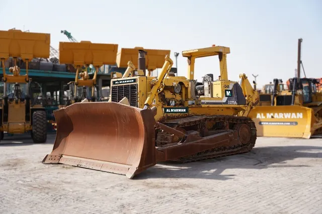 2004 Komatsu D275A-2 Bulldozer front left view| Al Marwan Machinery
