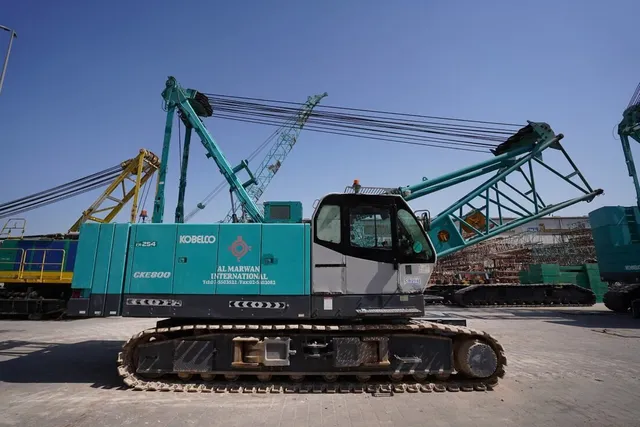 2009 Kobelco CKE800-1F Crawler Crane CRC-0254 Right side view| Al Marwan Machinery