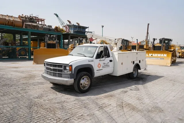 1995 Chevrolet Silverado 3500HD Service Utility Truck Mounted Crane
