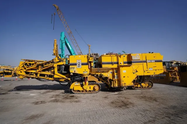 2001 CMI (Terex) PR800-7 Cold Miller left side view - Al Marwan Heavy Machinery