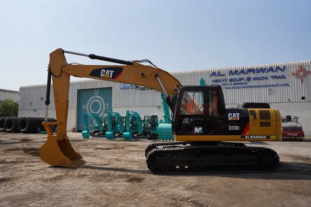 2020 CAT Caterpillar 323D3 Crawler Excavator Medium 23 Ton Track Digger Trackhoe Side-Right