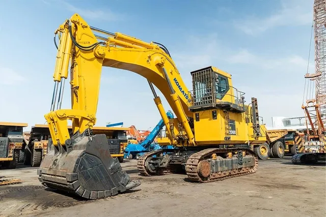 200-Ton Excavators for Rent