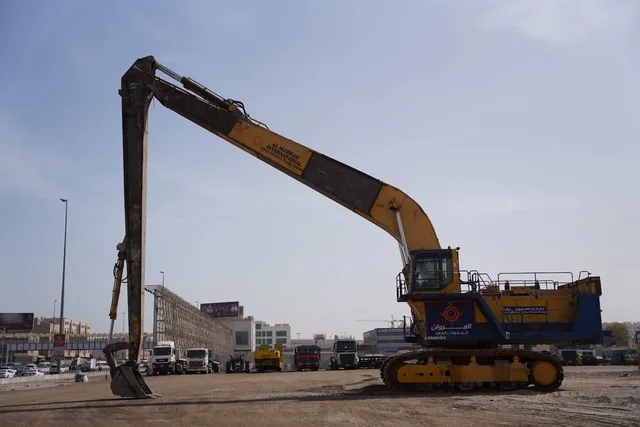 2001 Komatsu PC1600 Track Excavator Left View - EX-0238