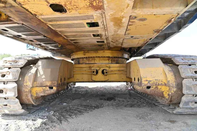 2001 Komatsu PC1600 Track Excavator Undercarriage View - EX-0238