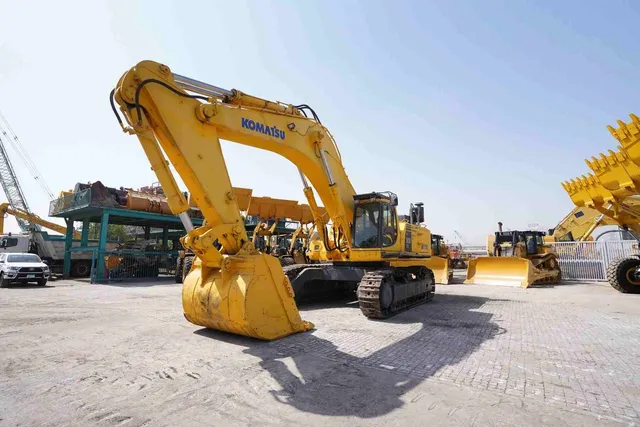 2002 Komatsu PC800SE-6 Track Excavator Front Left View - EX-0118