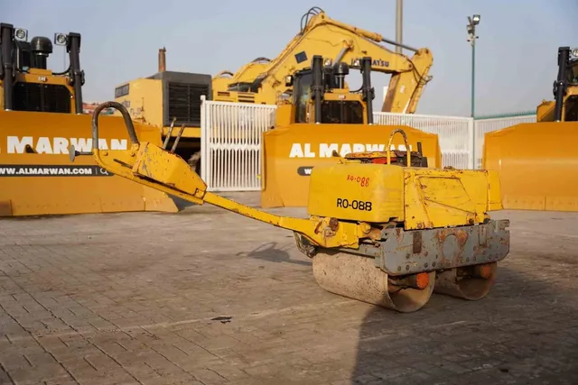 2002 Sakai HV51ST Walk-Behind Roller Rear Right View - RO-0088