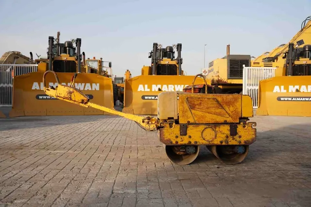 2002 Sakai HV51ST Walk-Behind Roller Right View - RO-0086