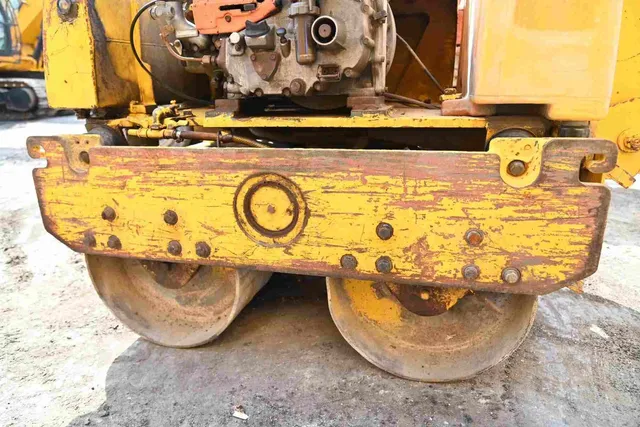 2002 Sakai HV51ST Walk-Behind Roller Undercarriage View - RO-0086