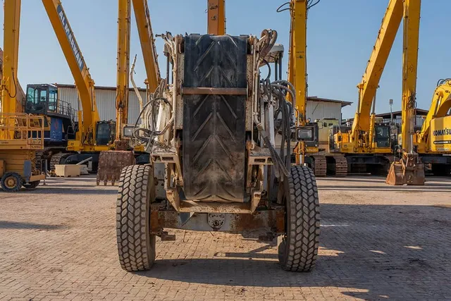 2003 Sakai ER550F Road Cutter Cold Miller Front View