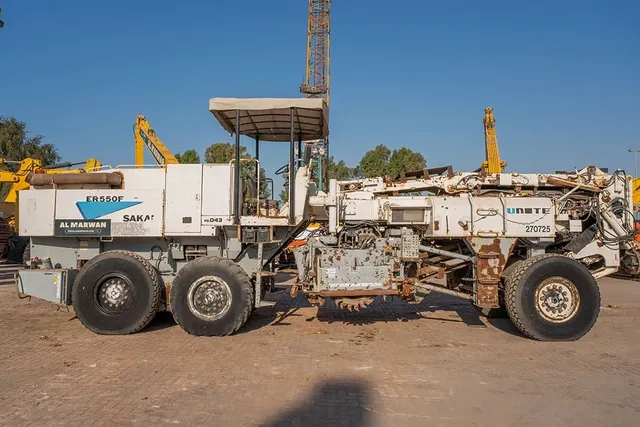 2003 Sakai ER550F Road Cutter Cold Miller Right Side View