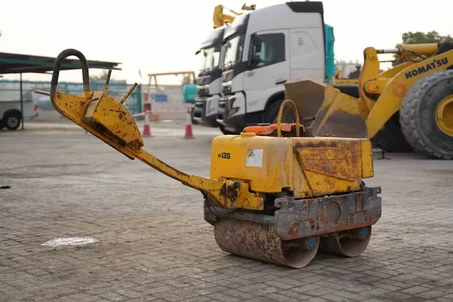 2004 Sakai HV51ST Walk-Behind Roller Rear Right View - RO-0135