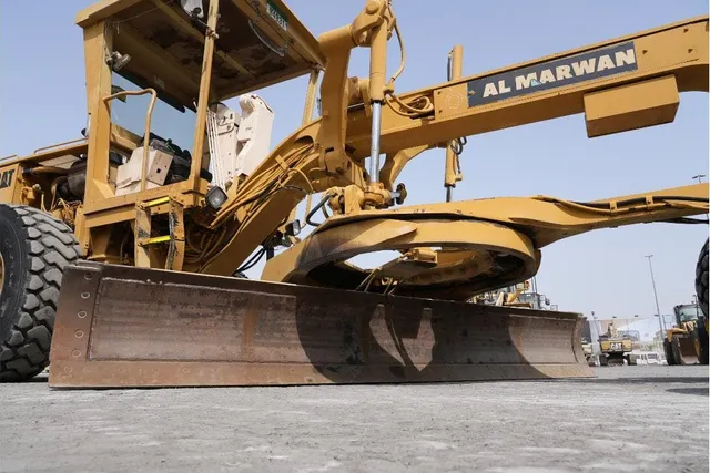 2004 Caterpillar 160H Motor Grader Under View