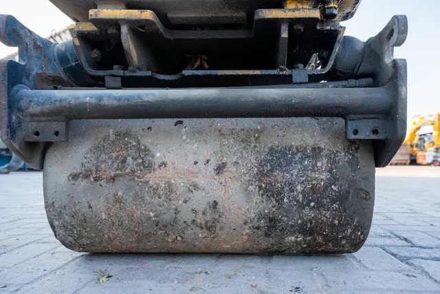 2004 Sakai HV60ST Walk-Behind Roller Under carriage View