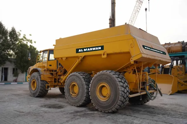 2005 Volvo A40D Off-Road Water Truck Rear Left View - ADW-0001