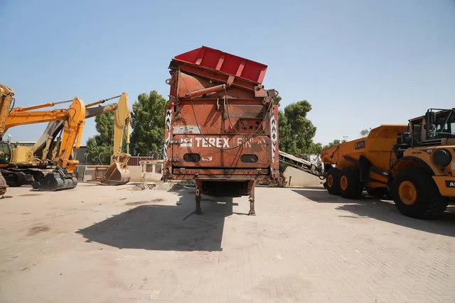 2005 Terex Finlay Mobile Screener Front Image