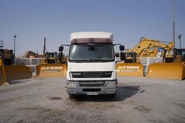 2008 DAF LF 55.280 Trailer Truck Front View - TK-0372