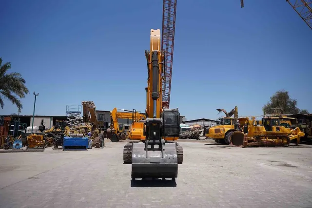 2008 JCB JS330LC Track Excavator Front View - EX-0259