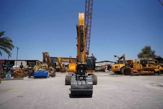 2008 JCB JS330LC Track Excavator Front View - EX-0286