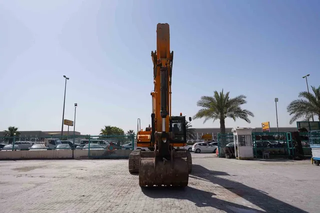 2008 JCB JS460 Track Excavator Front View - EX-0262