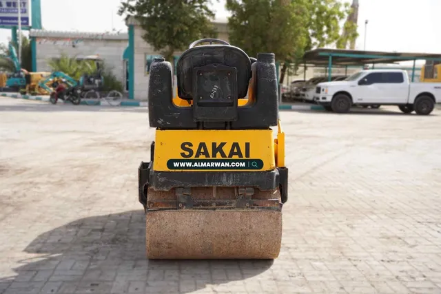 2008 Sakai CR270 Ride-On Roller Rear View