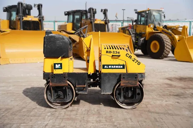 2008 Sakai CR270 Ride-On Roller Right View