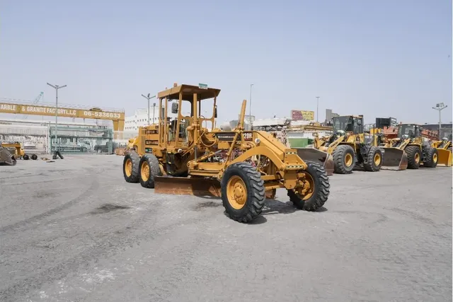 2008 Caterpillar 120H Motor Grader Front Right View