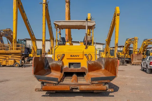 2008 Sany LTU90SII Asphalt Paver Front View