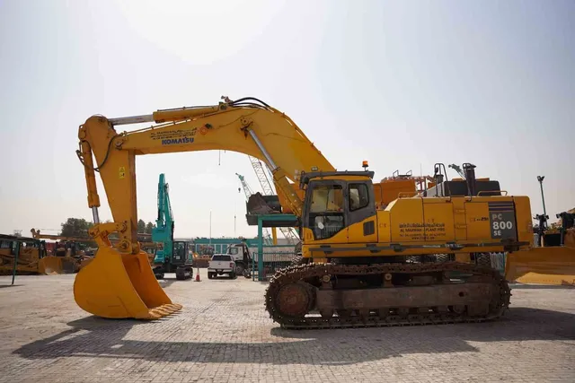 2009 Komatsu PC800SE-7 Track Excavator Left View - EX-0291