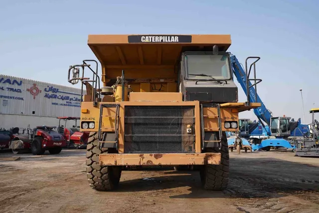 2010 Cat 773D Rigid Dump Truck Front View - RD-0476