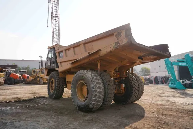 2010 Cat 773D Rigid Dump Truck Rear Left View - RD-0476