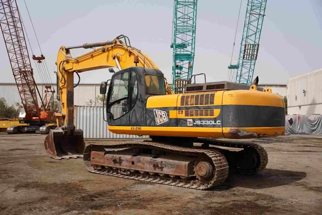 2011 JCB JS330 Track Excavator Left View - EX-0296