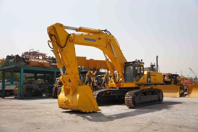 2011 Komatsu PC800SE-7 Track Excavator Front Left View - EX-0299