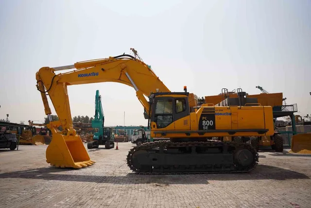 2011 Komatsu PC800SE-7 Track Excavator Left View - EX-0299