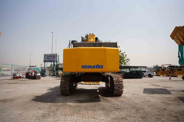 2011 Komatsu PC800SE-7 Track Excavator Rear View - EX-0299