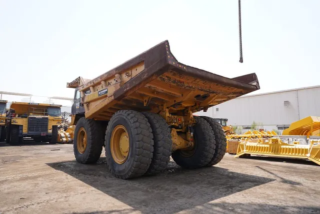 2011 cat 777D rigid dump truck rear left image
