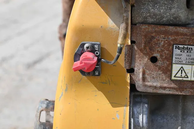 2012 Sakai PC100 Plate Compactor Control View - CP-0046