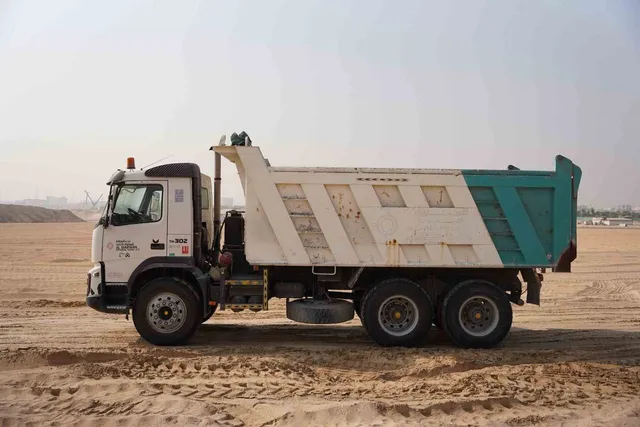 2012 Volvo FMX 370 6x4 Tipper Truck Left View - TK-0302