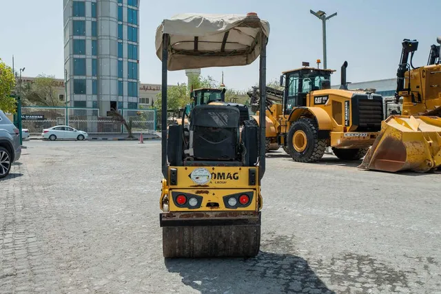 2013 Bomag BW90AD-5 Articulated Tandem Roller Front Image 