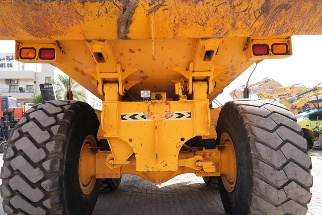 2013 volvo a35f articulated dumper undercarriage image