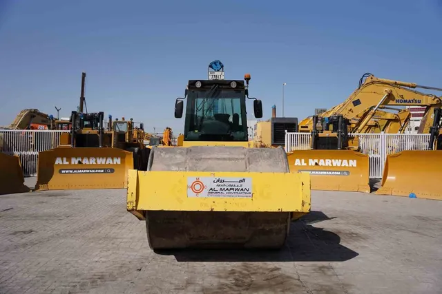 2014 Bomag BW 226 DI-4 BVC Single Drum Roller Front View - RO-0348