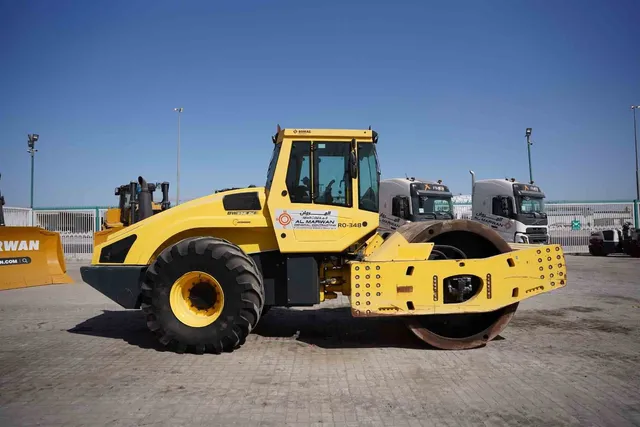 2014 Bomag BW 226 DI-4 BVC Single Drum Roller Right View - RO-0348