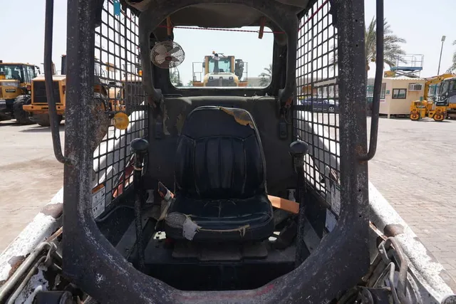 2015 Bobcat S450 Skid Steer Loader Cabin Image