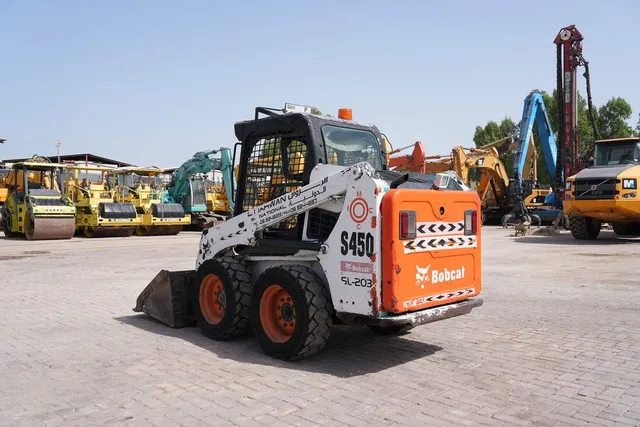 2015 bobcat s450 skid steer loader rear left view