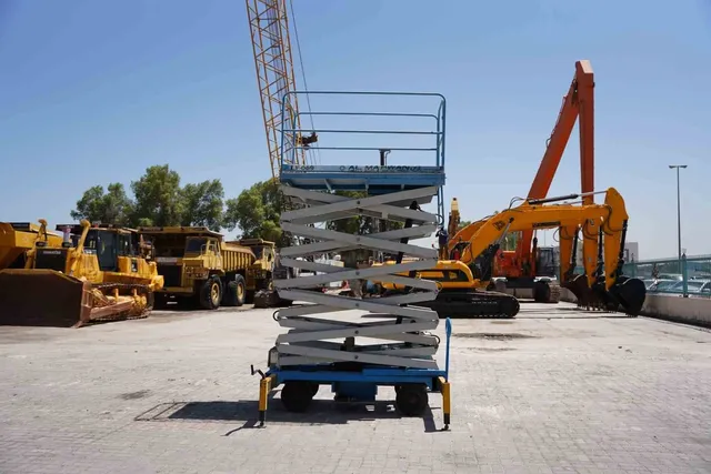 2016 Beta B500 Electric Scissor Lift Right View - LF-0069