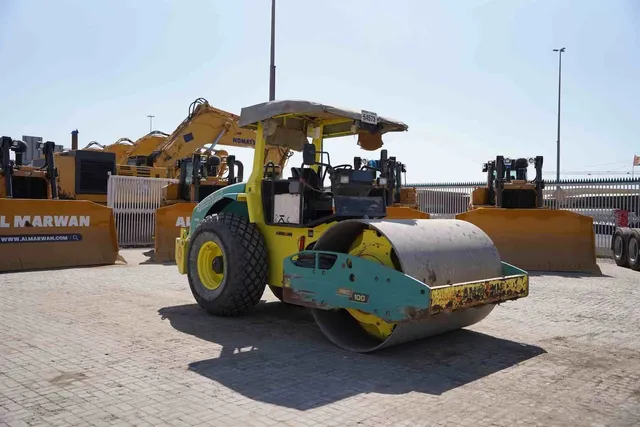 2017 Ammann ASC 100 D Single Drum Roller Front Right View - RO-0332