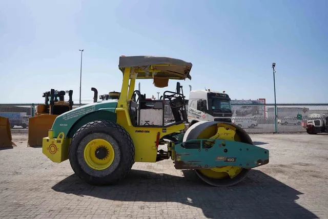 2017 Ammann ASC 100 D Single Drum Roller Right View - RO-0332