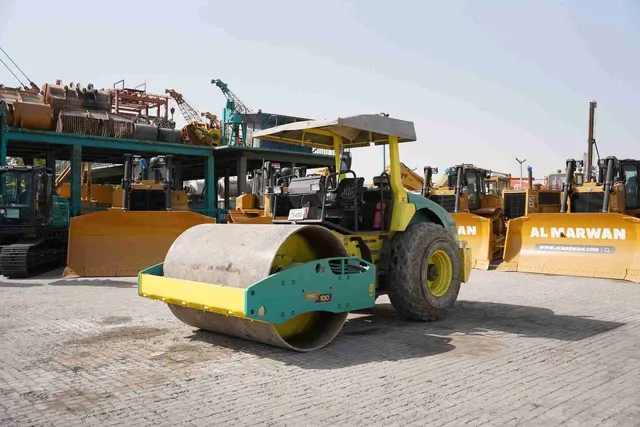 2017 Ammann ASC 100 Single Drum Roller Front Left View - RO-0330