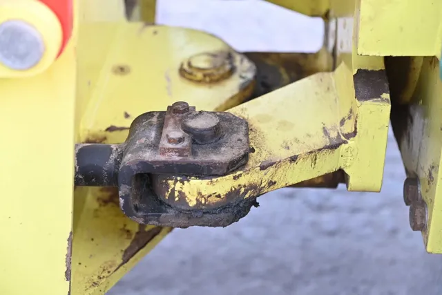 2017 Ammann ASC 100 Single Drum Roller Undercarriage View - RO-0329